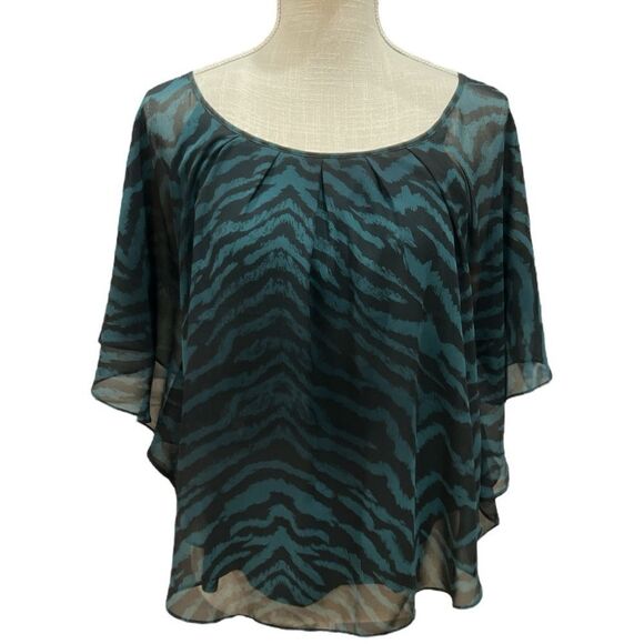 Express Tops - Express mid-Bell sleeve 